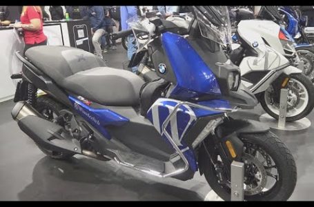 BMW C400X scooter 2020 ▶️😉📳