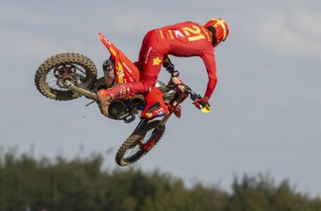 España va 5ª después de la 2ª manga Open/MX2