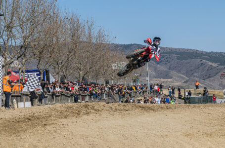 Rubén Fernández imbatible en el MX de Calatayud 2026